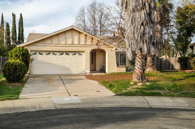 30 Benoit Ct 
Sacramento, CA 95823